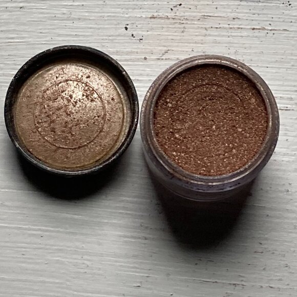 MAC eyeshadow Pigment BLONDE'S GOLD old style jar HUGE 7.5 g/.26 oz DISCONTINUED - Picture 4 of 5
